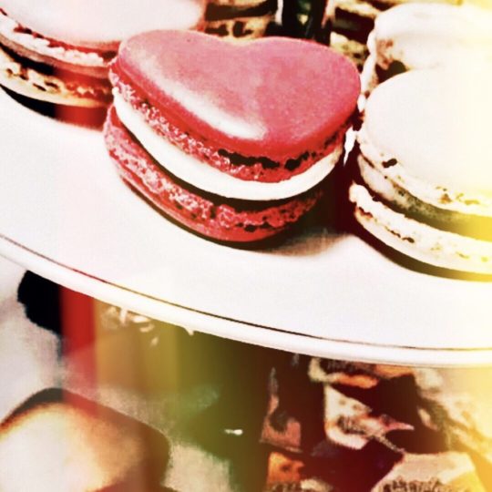 Macaroon Sweets Android SmartPhone Wallpaper
