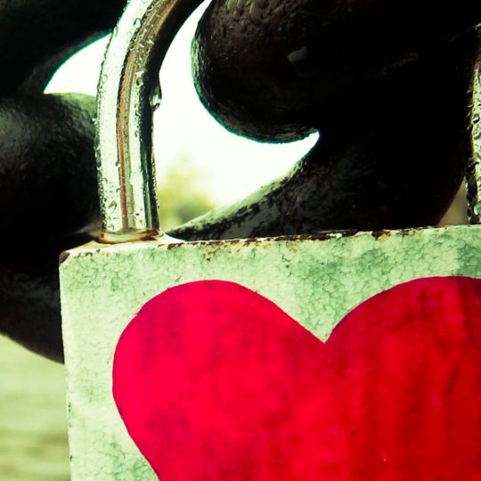 For women Heart key Android SmartPhone Wallpaper