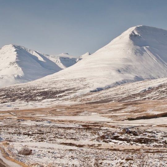 Snowy mountain landscape Android SmartPhone Wallpaper