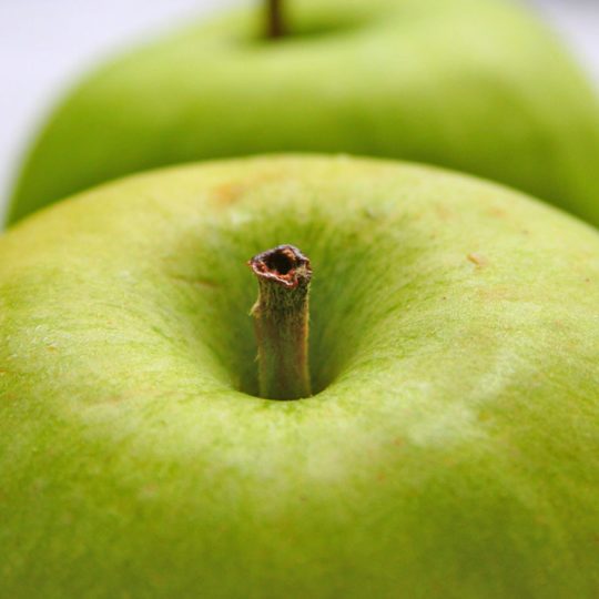 Green apple fruit blur Android SmartPhone Wallpaper