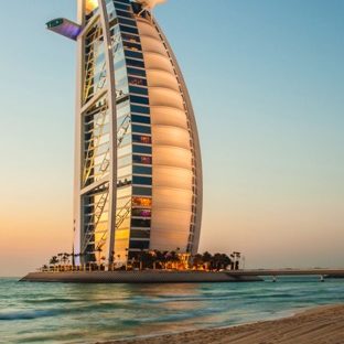 Landscape sea Hotel BURJ AL ARAB Dubai Apple Watch photo face Wallpaper