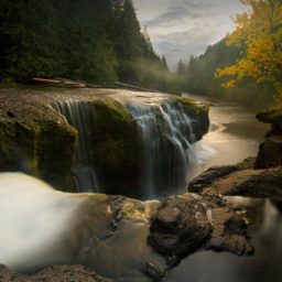 Landscape waterfall iPad / Air / mini / Pro Wallpaper