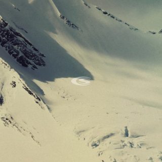 White snow mountain landscape iPhone4s Wallpaper
