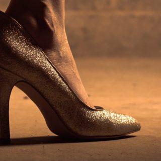 Chara women high heels iPhone4s Wallpaper