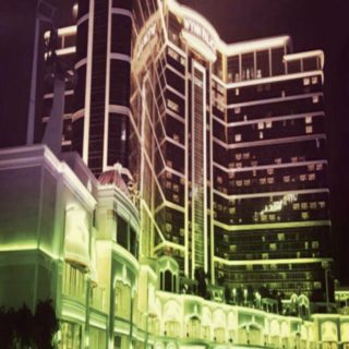 Hotel building iPhone5s / iPhone5c / iPhone5 Wallpaper