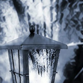 Lantern black and white iPhone5s / iPhone5c / iPhone5 Wallpaper