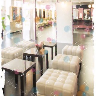 Sofa Beauty Salon iPhone5s / iPhone5c / iPhone5 Wallpaper