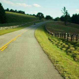 Landscape road iPhone5s / iPhone5c / iPhone5 Wallpaper