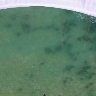 Diving sea views iPhone5s / iPhone5c / iPhone5 Wallpaper