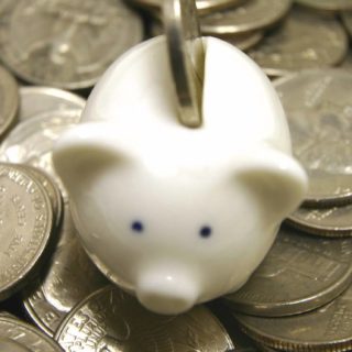 Pig piggy bank money coins iPhone5s / iPhone5c / iPhone5 Wallpaper