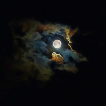 Landscape moon shiny black iPhone6s / iPhone6 Wallpaper