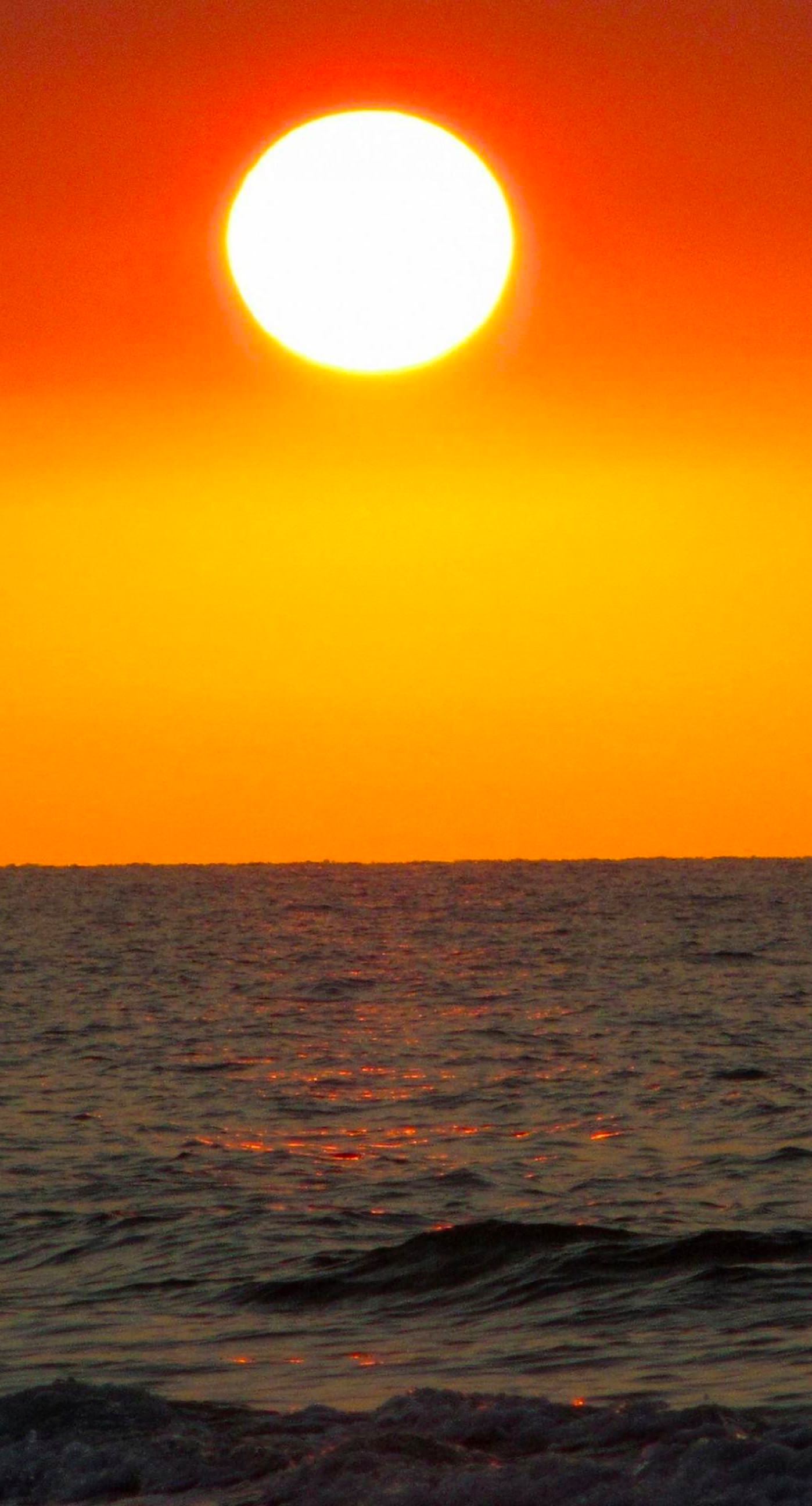 Sunset at dusk, wallpaper.sc iPhone6sPlus