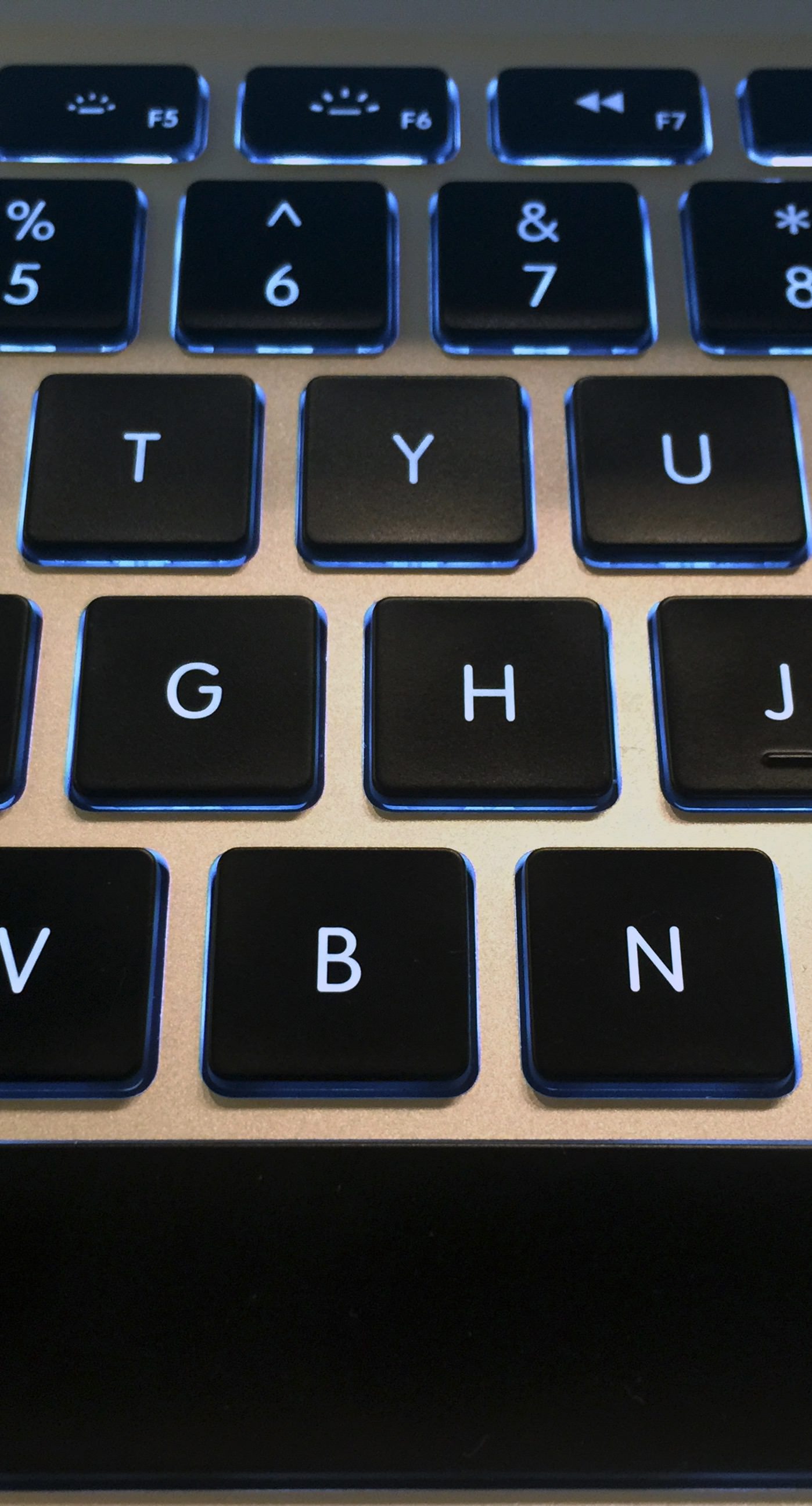 Black keyboard MacBook wallpaper.sc iPhone6sPlus