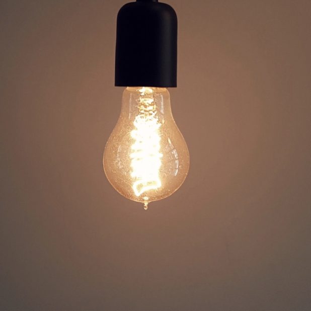 Cool light bulb iPhone6s Plus / iPhone6 Plus Wallpaper