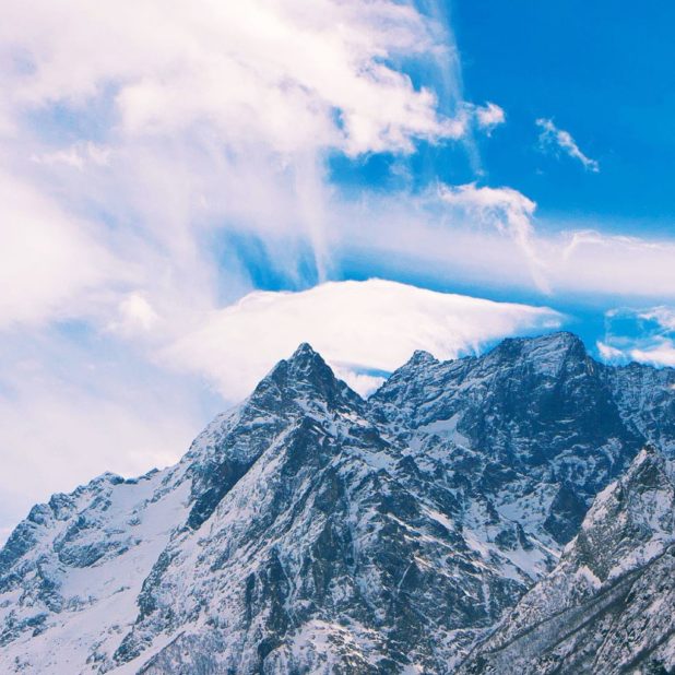 Snowy mountain landscape clouds iPhone6s Plus / iPhone6 Plus Wallpaper