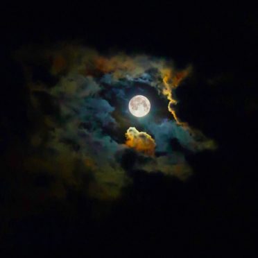 Landscape moon shiny black iPhone7 Wallpaper