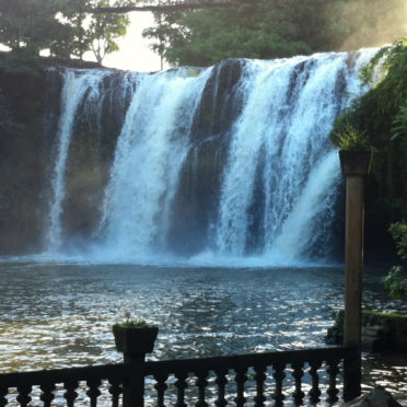 Landscape waterfall park iPhone7 Wallpaper