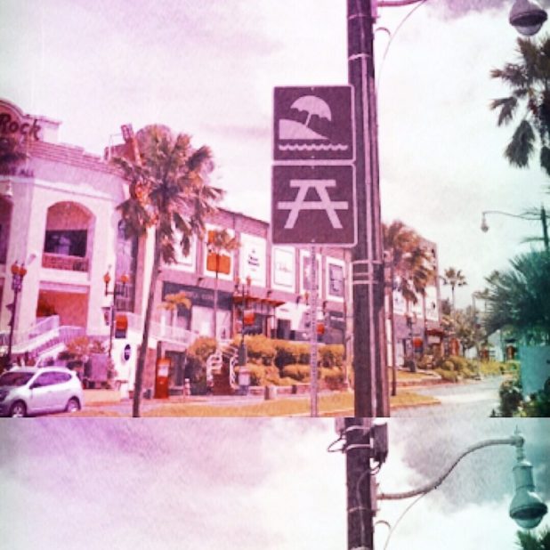 Waikiki Townscape iPhone7 Plus Wallpaper