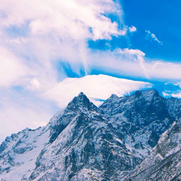 Snowy mountain landscape clouds iPhone7 Plus Wallpaper