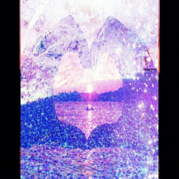 Heart Landscape iPhone8Plus Wallpaper