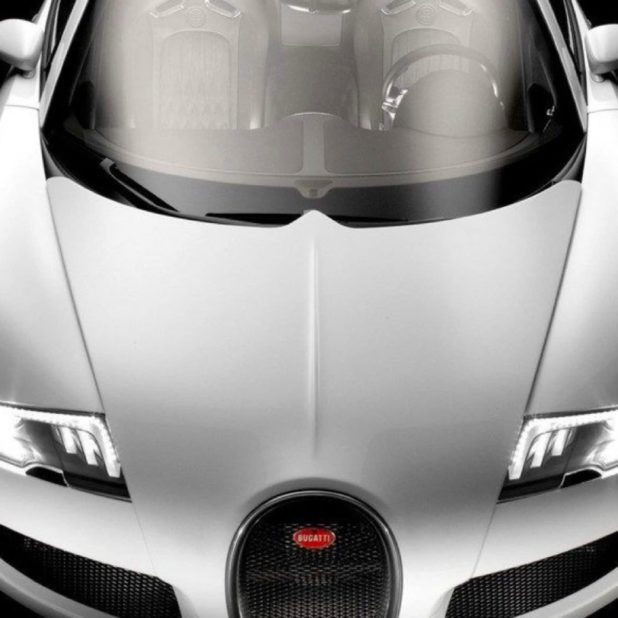 Vehicle car silver iPhone8Plus Wallpaper