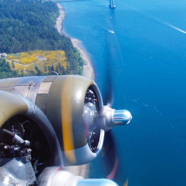 Landscape sea sky airplane iPhone8Plus Wallpaper