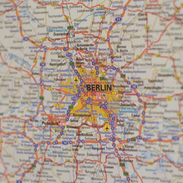 Map Berlin iPhone8Plus Wallpaper