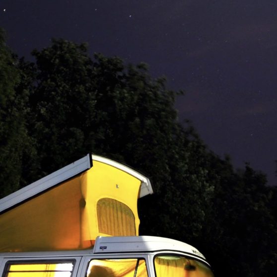 Landscape vehicle car the night sky iPhoneX Wallpaper