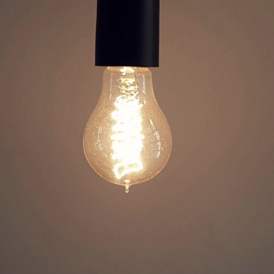 Cool light bulb iPhoneX Wallpaper