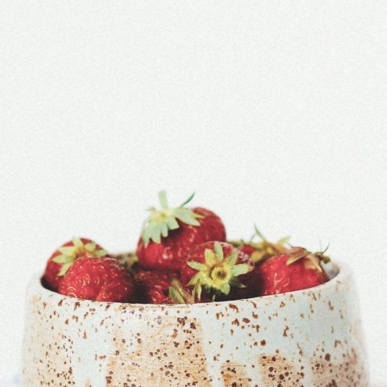 Food strawberries iPhoneX Wallpaper