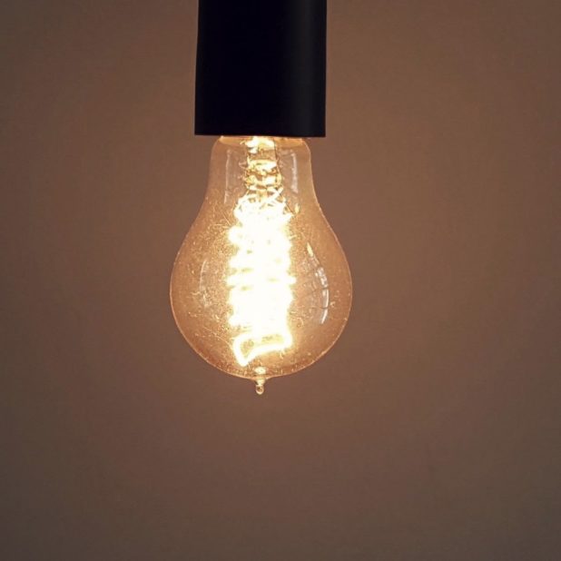 Cool light bulb iPhoneXSMax Wallpaper