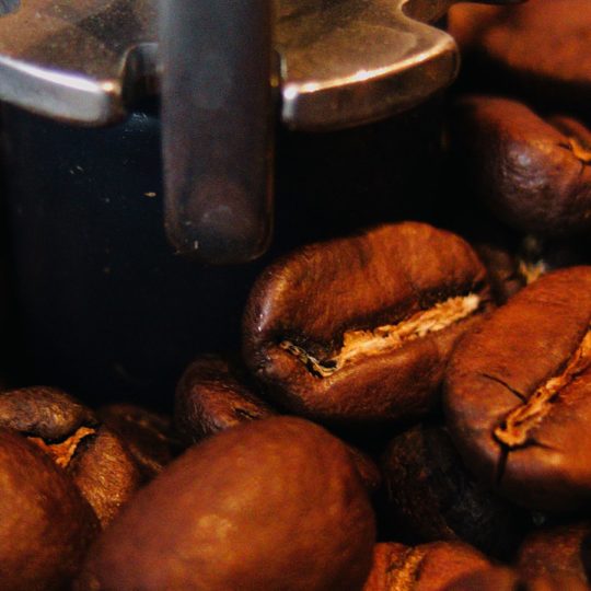 Los granos de café marrón Fondo de Pantalla SmartPhone para Android