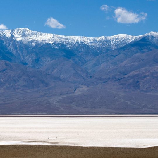 Paisaje nevado de montaña Fondo de Pantalla SmartPhone para Android