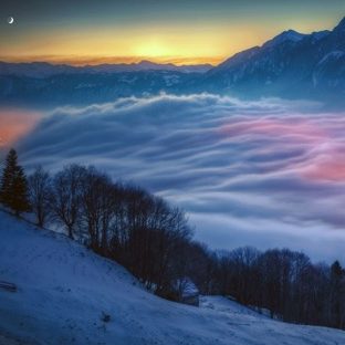 Cubierto de nieve la noche paisaje de montaña Fondo de Pantalla de Apple Watch