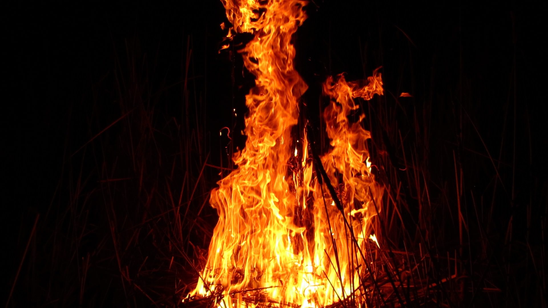 Paisaje hoguera negro | wallpaper.sc Desktop