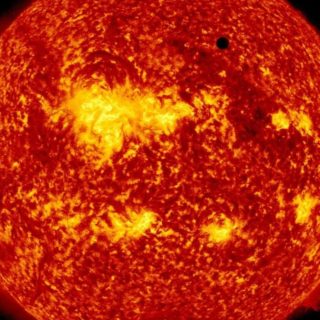 Espacio Solar Rojo Fondo de Pantalla de iPhone4s
