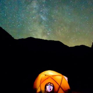 cielo nocturno de la estrella del paisaje Fondo de Pantalla de iPhoneSE / iPhone5s / 5c / 5