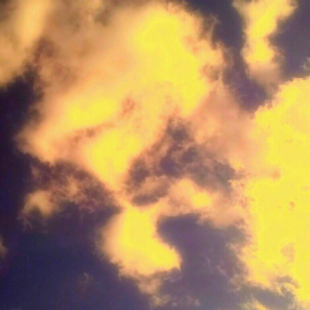 Nubes de cielo Fondo de Pantalla de iPhone8Plus