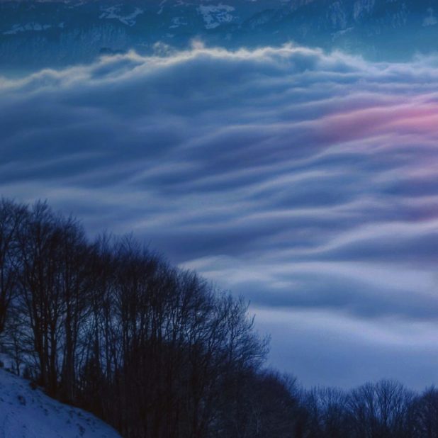 Cubierto de nieve la noche paisaje de montaña Fondo de Pantalla de iPhoneXSMax