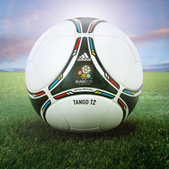 Keren soccer ball Android SmartPhone Wallpaper