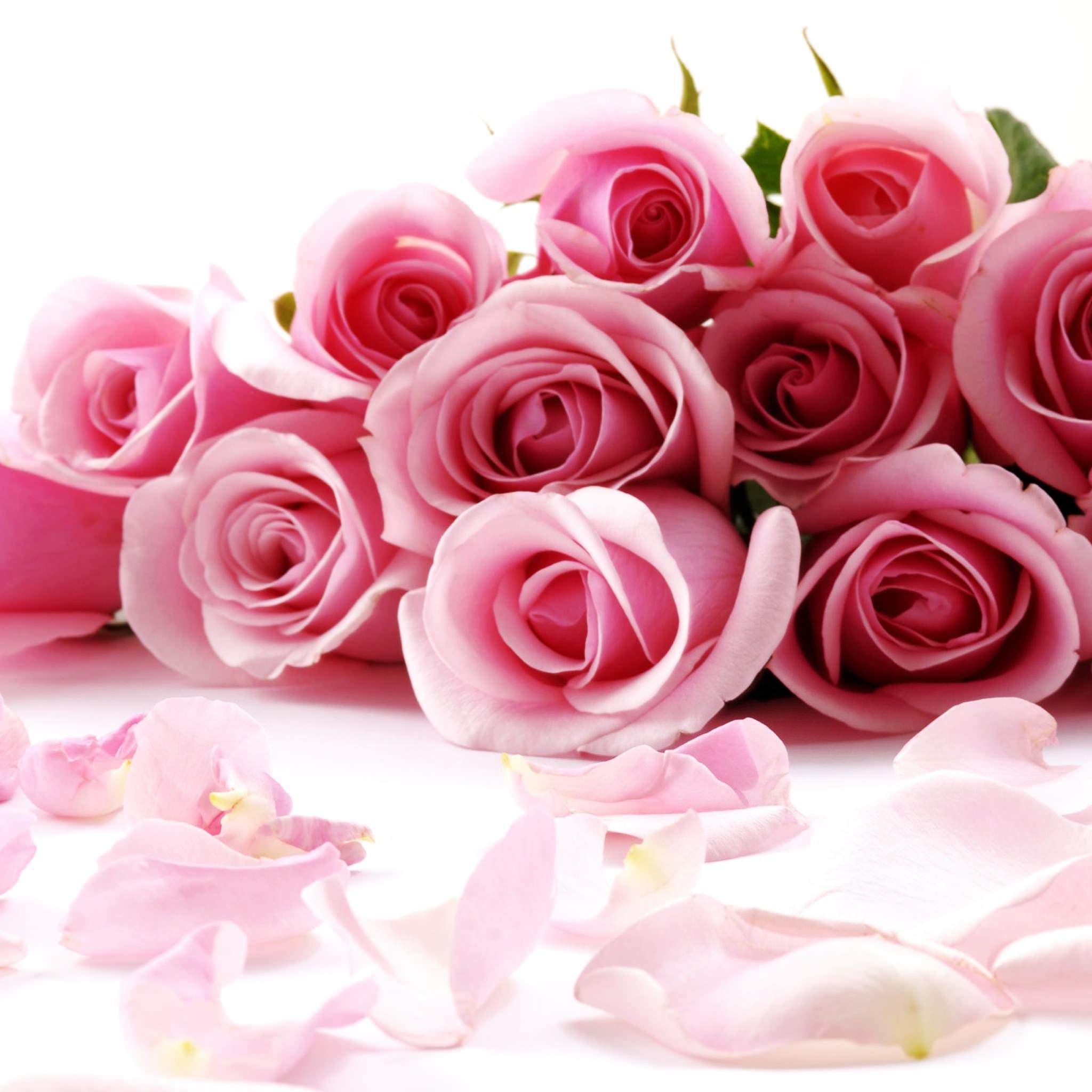 Поздравление женщине без слов. С днем рождения цветы. С юбилеем цветы. Открытки с розами. Открытки с цветами красивые.