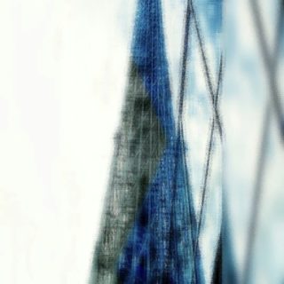 Tower Blur iPhone5s / iPhone5c / iPhone5 Wallpaper