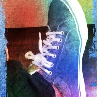 Sneakers berwarna iPhone5s / iPhone5c / iPhone5 Wallpaper