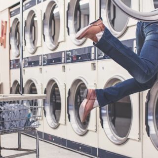 Chara cuci iPhone5s / iPhone5c / iPhone5 Wallpaper