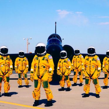 personil Chara iPhone7 Wallpaper