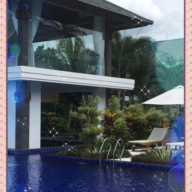 Villa Frame iPhone7 Plus Wallpaper
