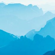 Pemandangan gunung biru iPhone8 Wallpaper