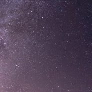 langit malam pemandangan gunung bersalju iPhone8 Wallpaper