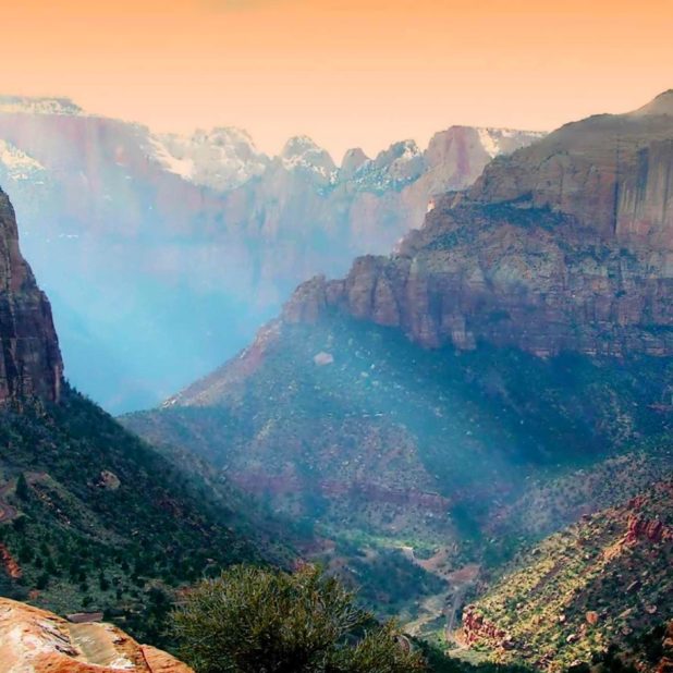lanskap gunung berbatu iPhone8Plus Wallpaper
