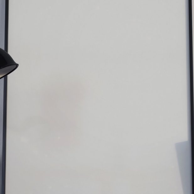 pedalamanposter meja putih iPhone8Plus Wallpaper